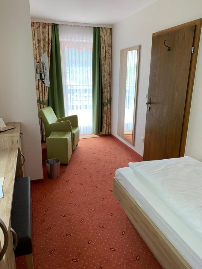 Hotel Waldlust Байерсброн Екстериор снимка